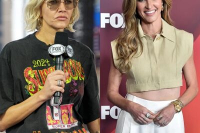 PHOTO: Erin Andrews And Charissa Thompson Break The Internet While Posing In Swimsuits On The Beach Together